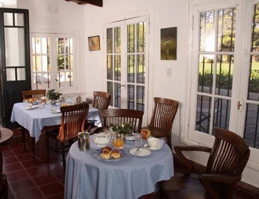 Posada De La Plaza San Antonio de Areco Exterior photo