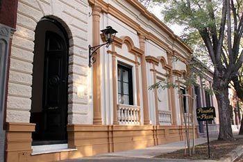 Posada De La Plaza San Antonio de Areco Exterior photo